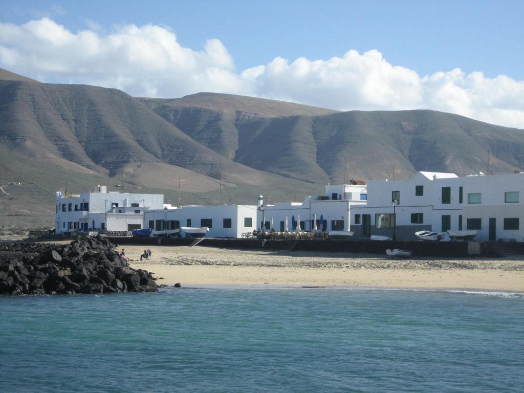 Absolute Beachfront Appartement